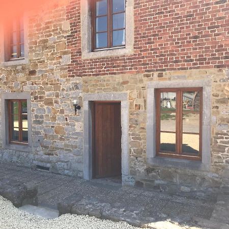 Le Charme De L'Estroit Villa Mettet Luaran gambar
