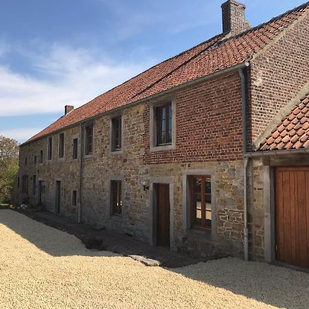 Le Charme De L'Estroit Villa Mettet Luaran gambar